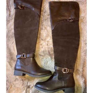 Women’s boots brand new!